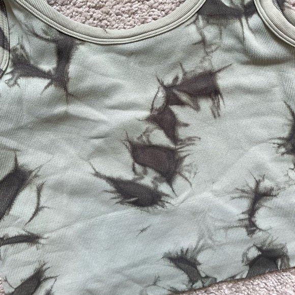 Workout Tank - Picture 2 of 3